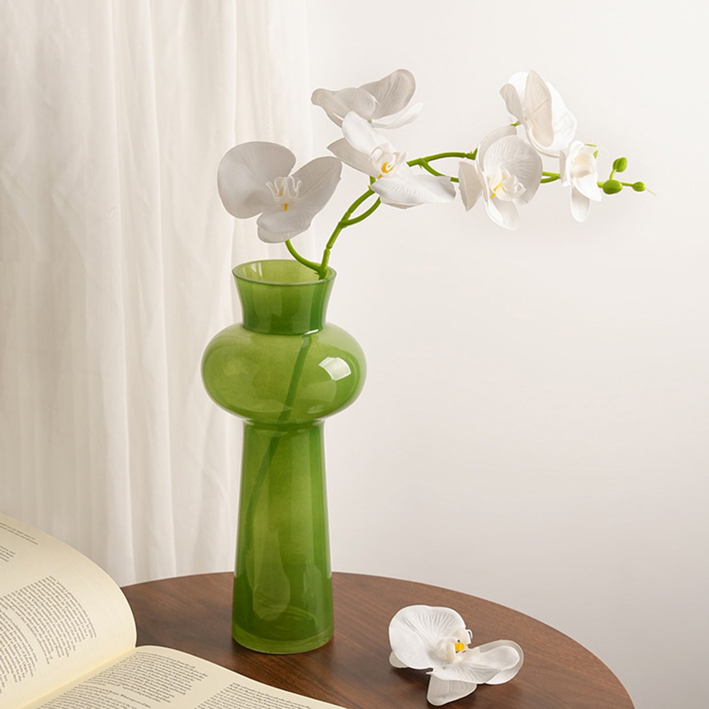 Edenne - Green Glass Vase