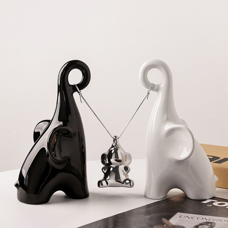 Showpiece Bond Beyond Time Ceramic Elephant Family Table Showpiece