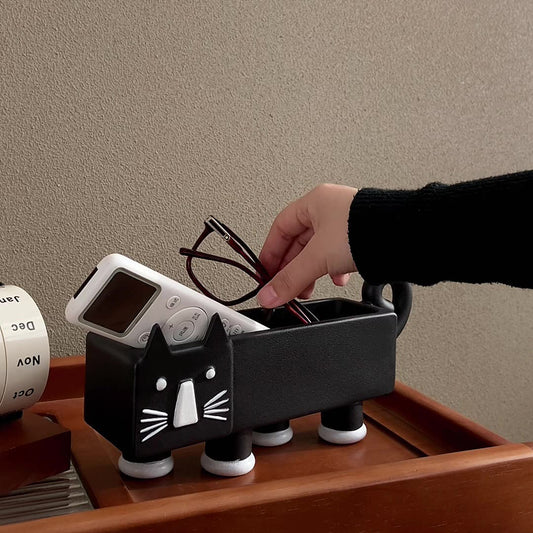 Mr.Whiskers - Cat Showpiece and Organizer