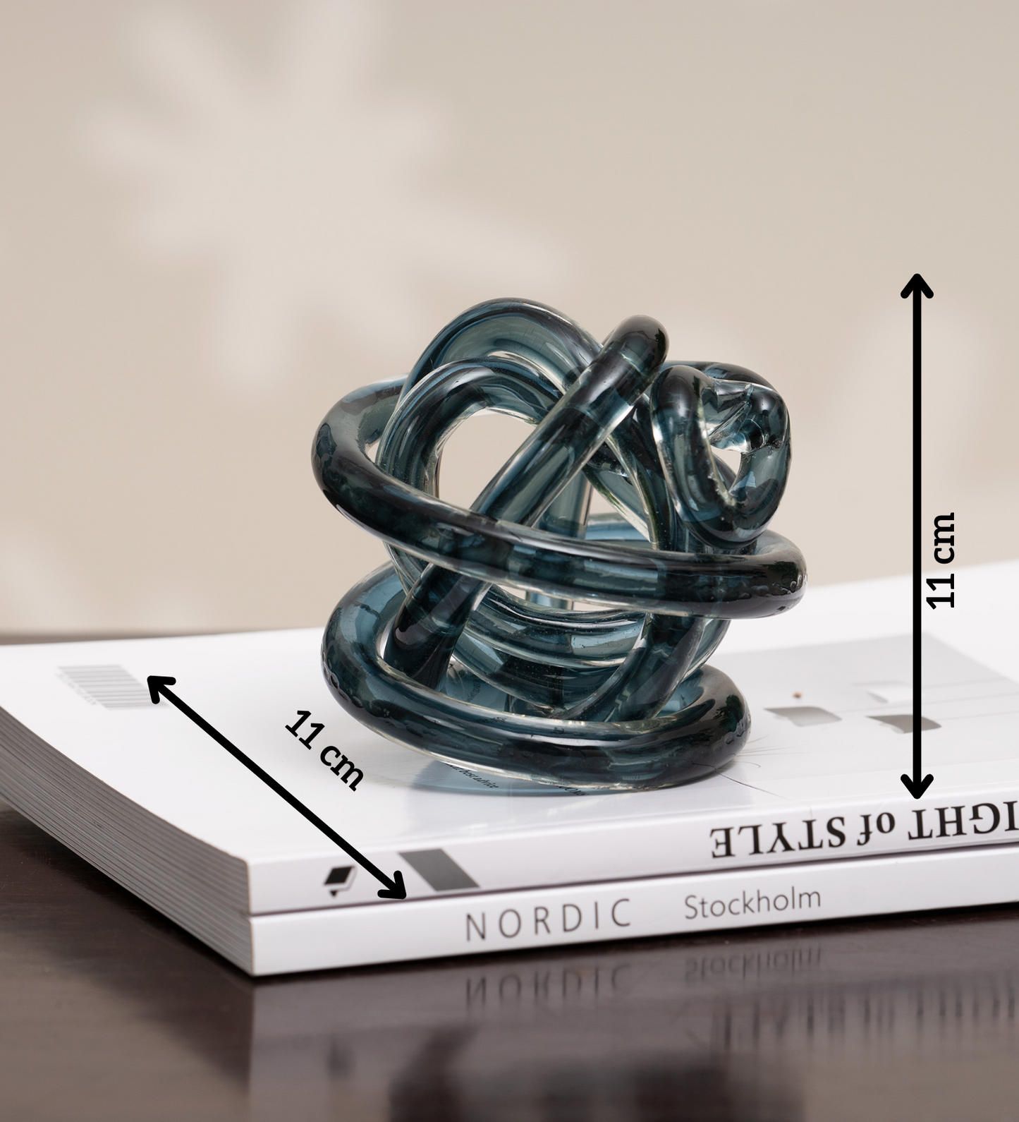 The Tangled Sphere Glass Table Showpiece - Blue