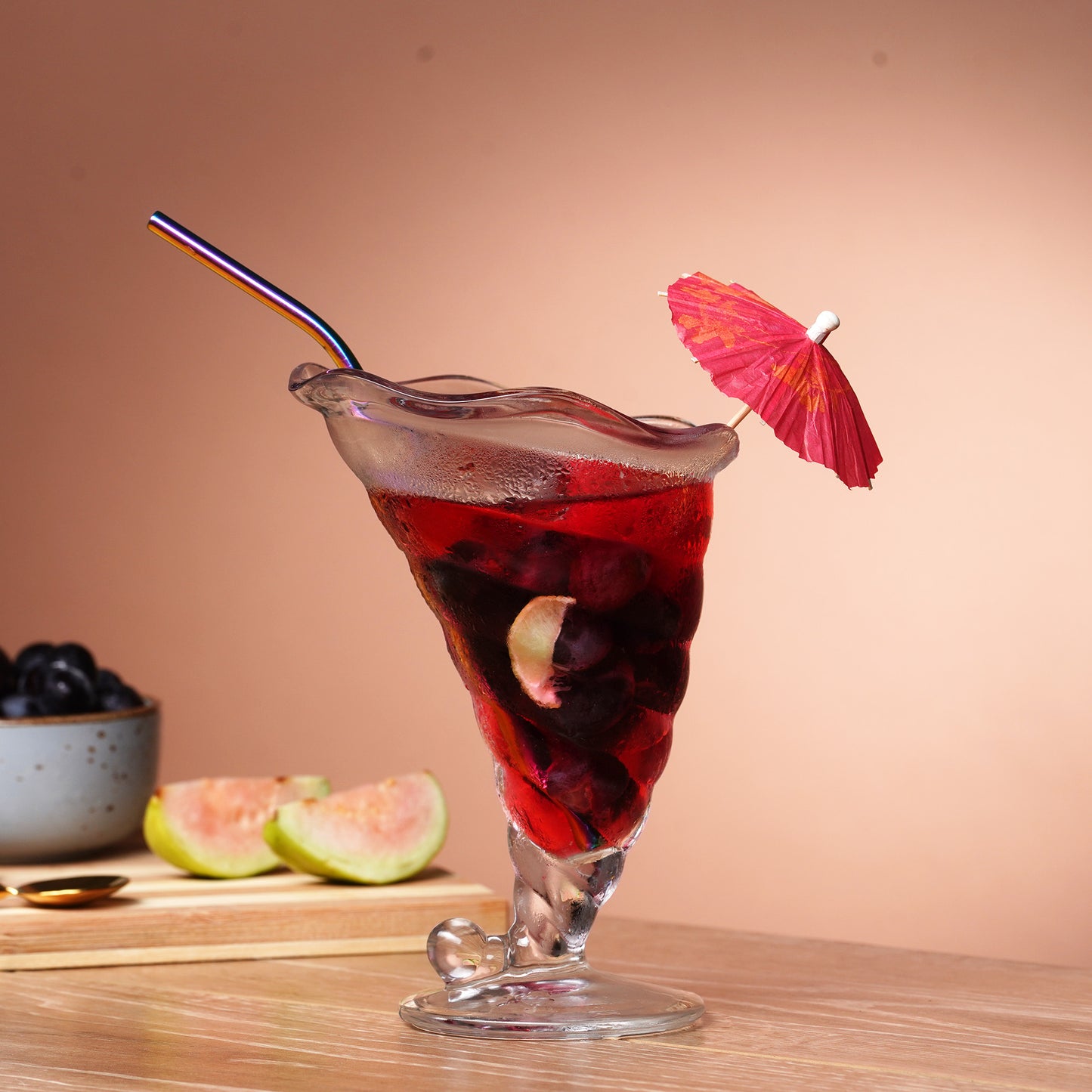 Cocktail Glass The Twist of Delight - Cocktail or Smoothie Glass