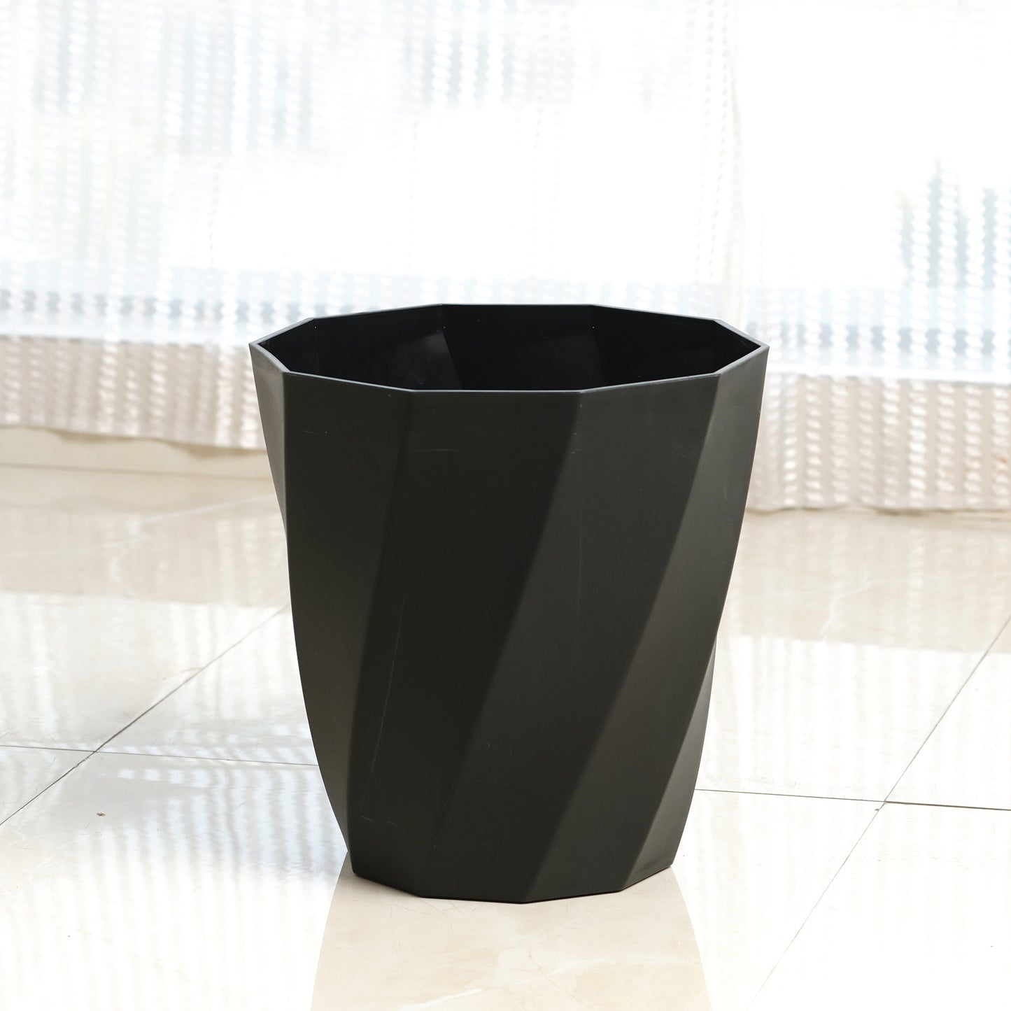 Pots Pot Noir - Black Plant Pot - 14" x 14"