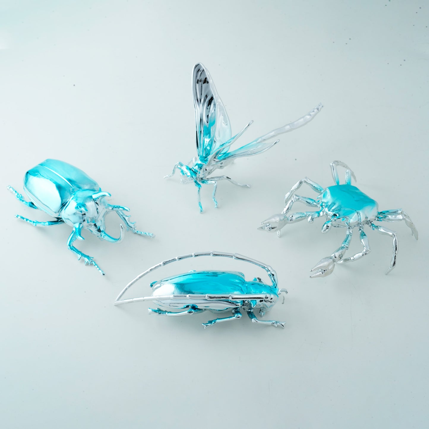 Scarabé - Metallic Beetle Showpiece