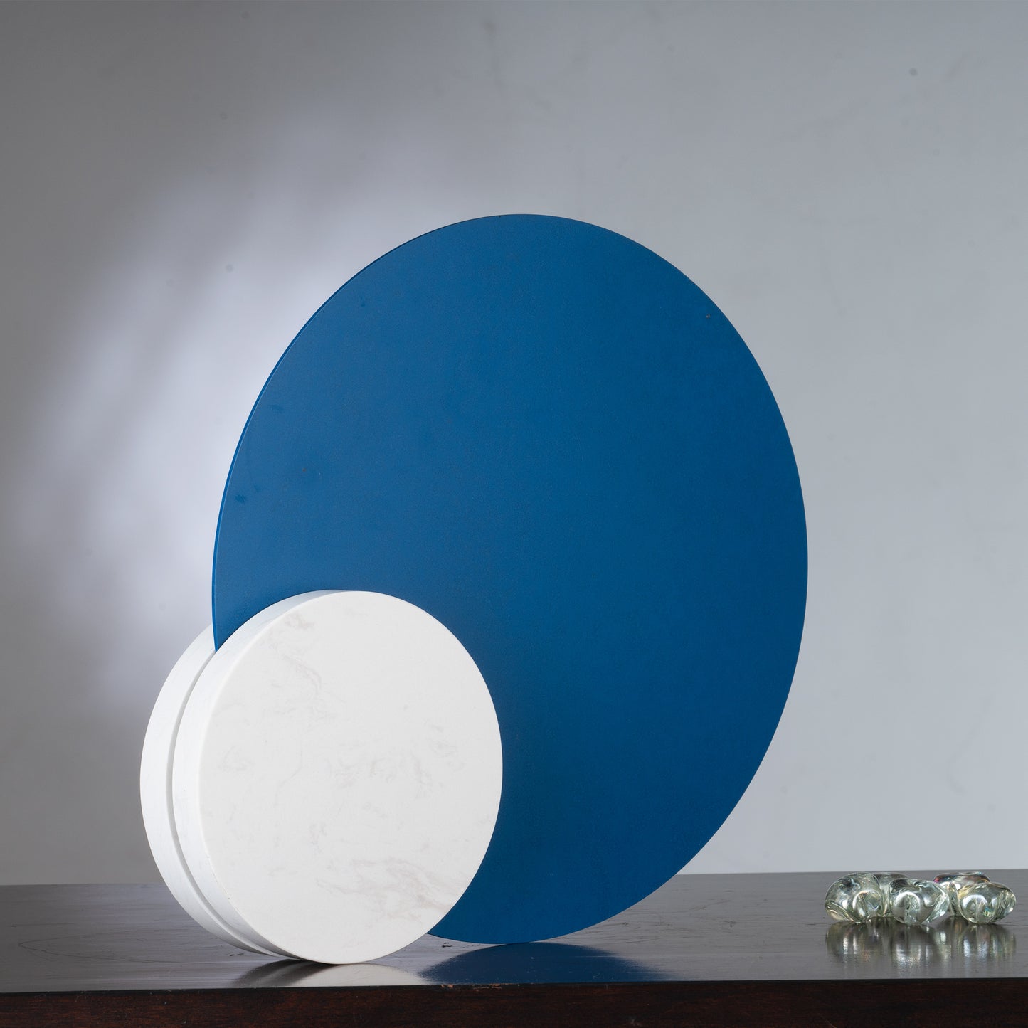 Showpiece Dream in Abstract - Marble & Metal Table Showpiece