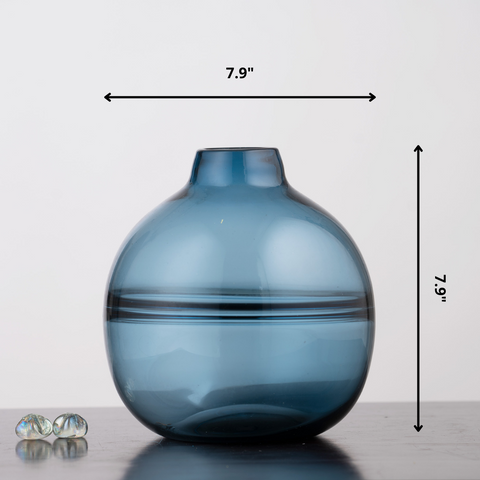 Table Vase An Abiding Strength in Fragility - Glass Table Vase - Style 1