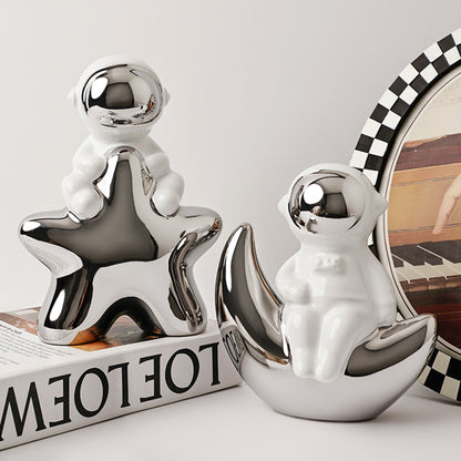 Showpiece The Benevolent Rider of The Space - Ceramic Astronaut Table Showpiece