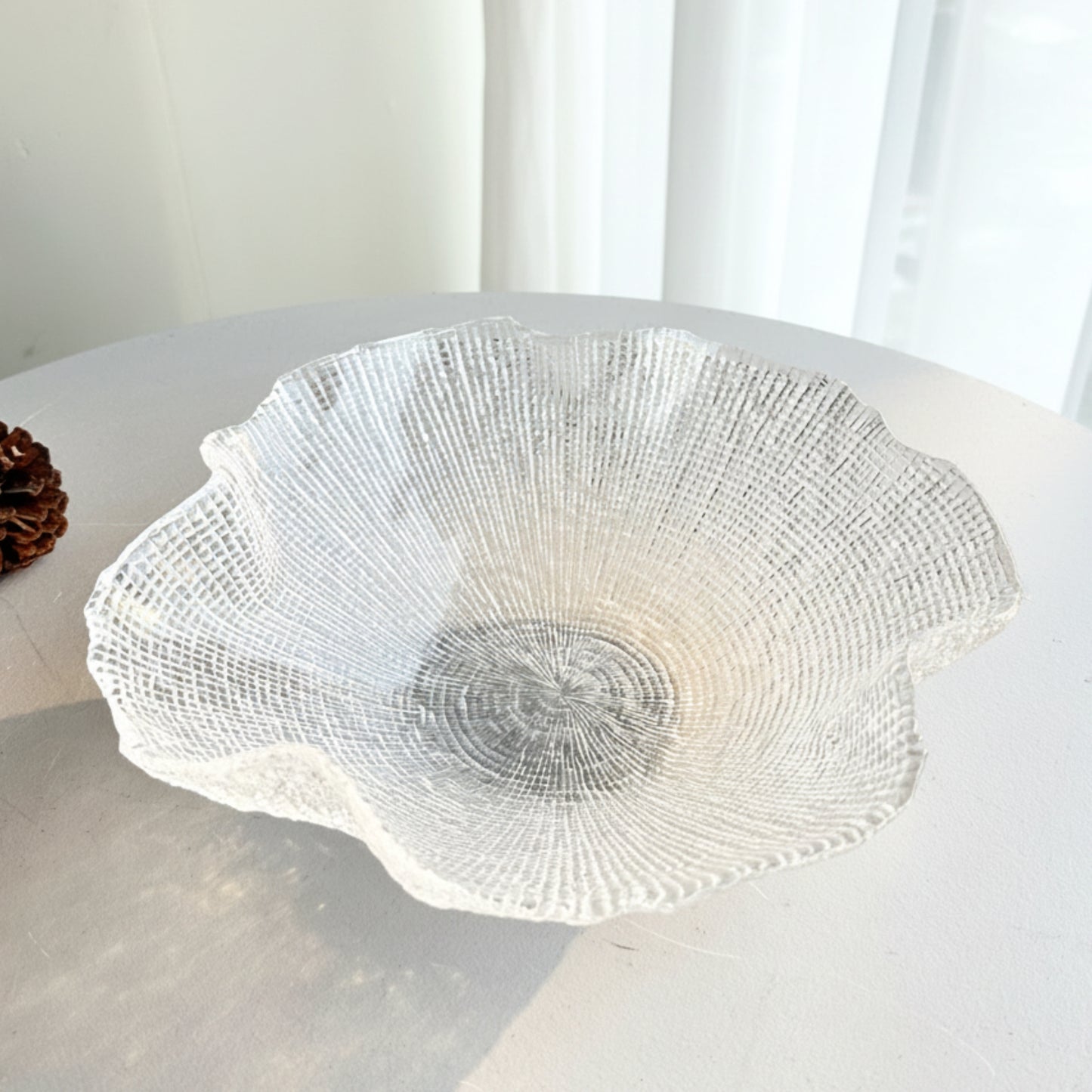 Corolla - Flower Shaped Glass Decorative Bowl - Style 1