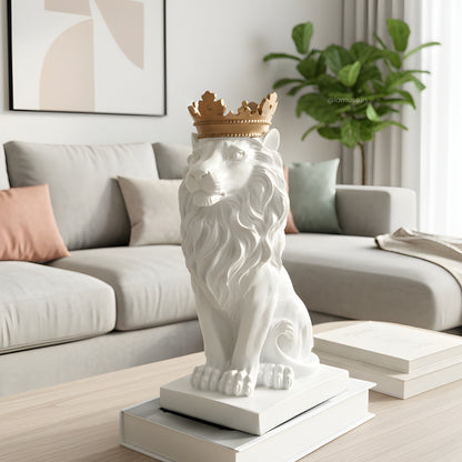 Sovereign - Lion Showpiece