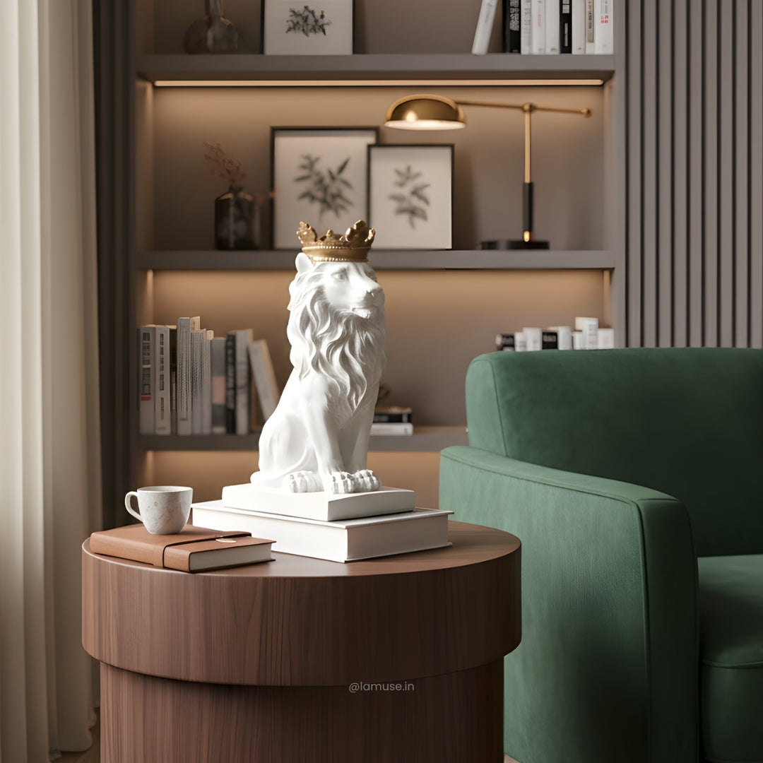 Sovereign - Lion Showpiece
