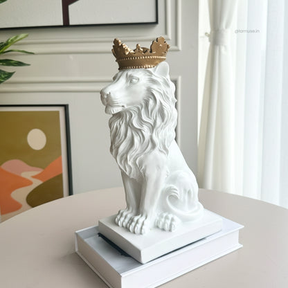 Sovereign - Lion Showpiece