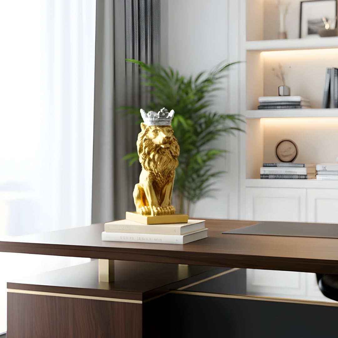 Sovereign - Lion Showpiece
