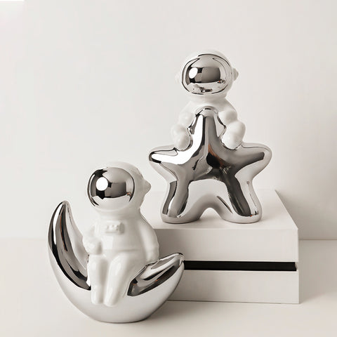 The Benevolent Rider of The Space - Ceramic Astronaut Table Showpiece Style 2
