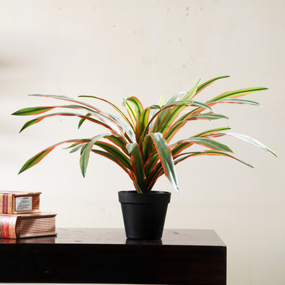 Aloha - Artificial Pineapple Plant ~ 1 Feet Tall