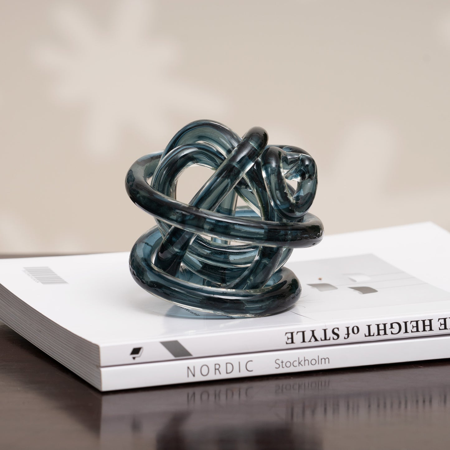 The Tangled Sphere Glass Table Showpiece - Blue