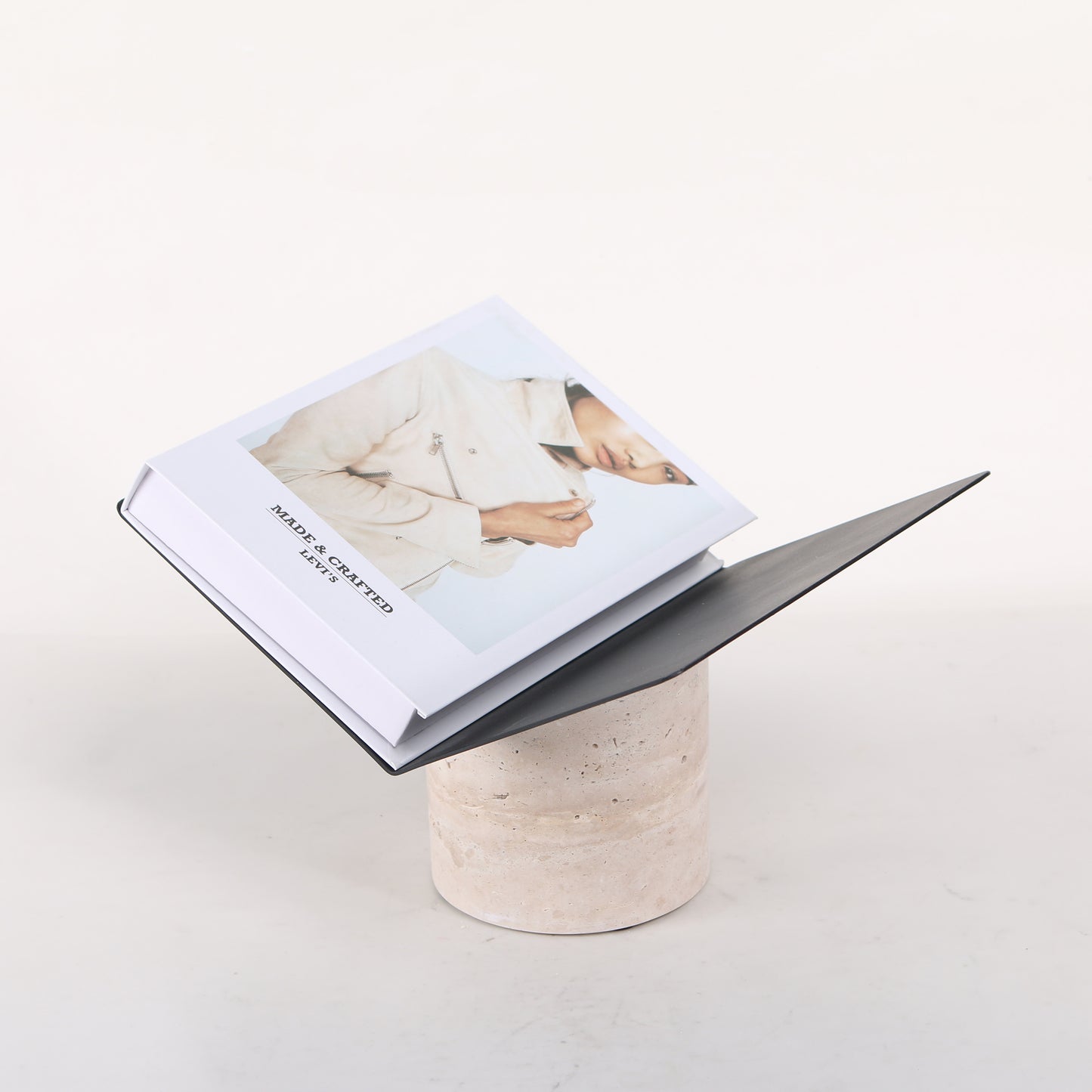 Unfold - Italian Stone & Metal Magazine Holder