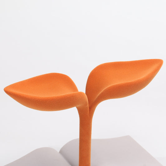 The Reader's Sprout Showpiece