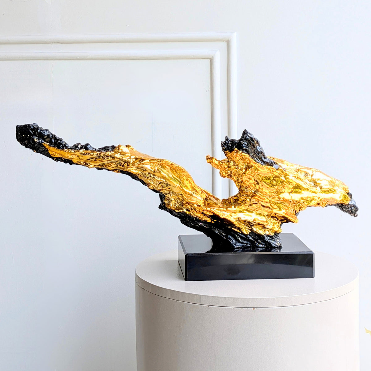 Ignis 2.3 ft black and gold resin and marble abstract showpiece full front view