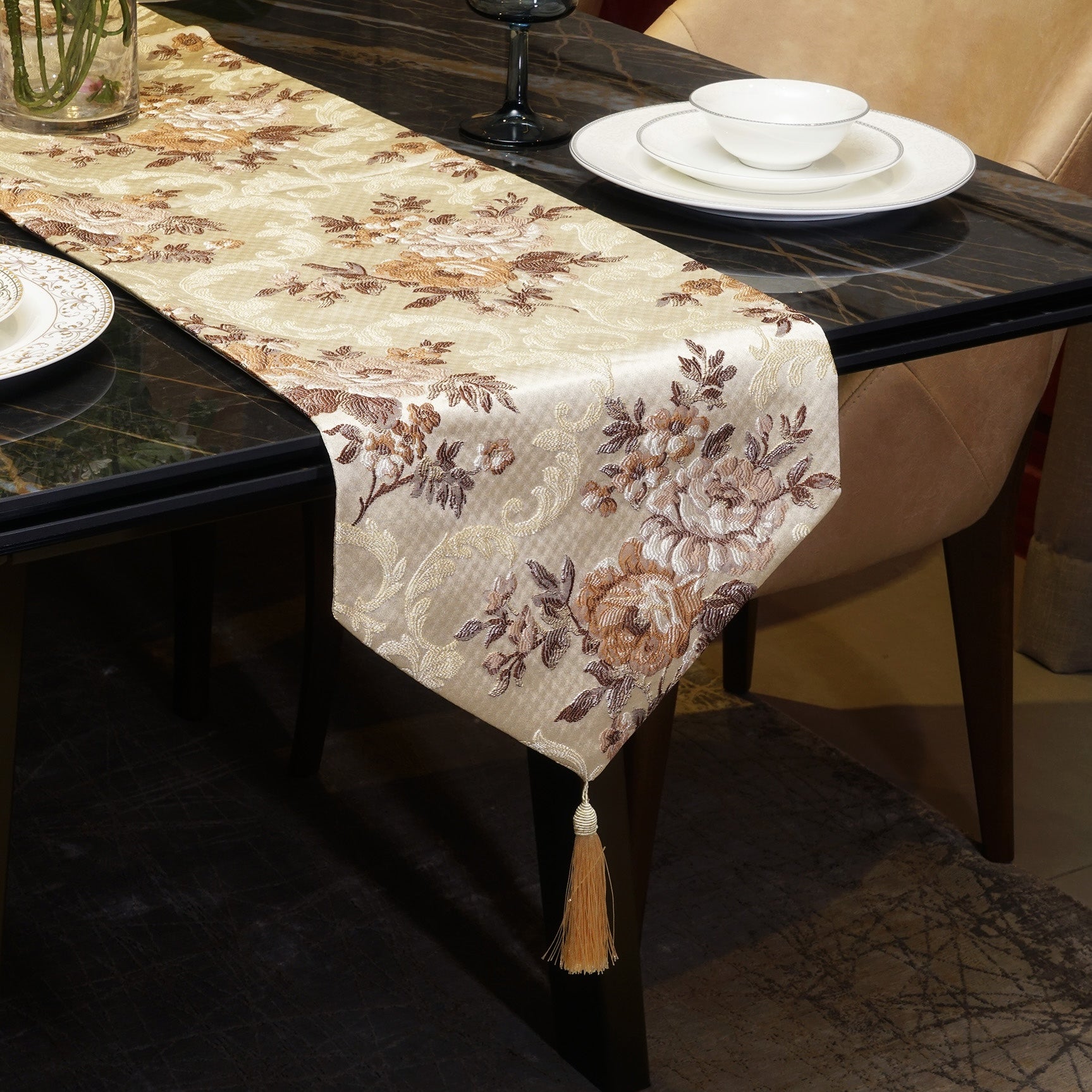 Table Runners Garden's Grace Table Runner