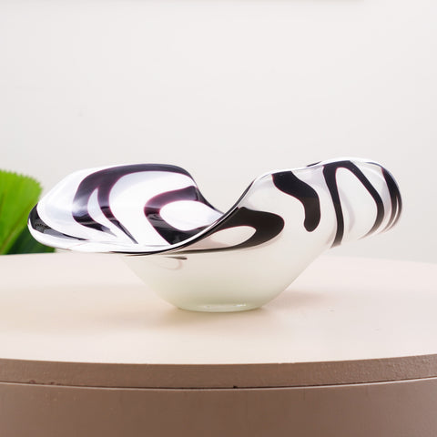 Monochrome Medley: Decorative Glass Fruit Bowl