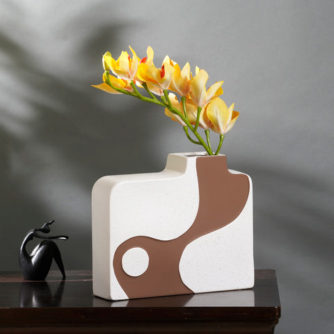 Earthen Elegance: Beige and Brown Ceramic Vase - Style 1