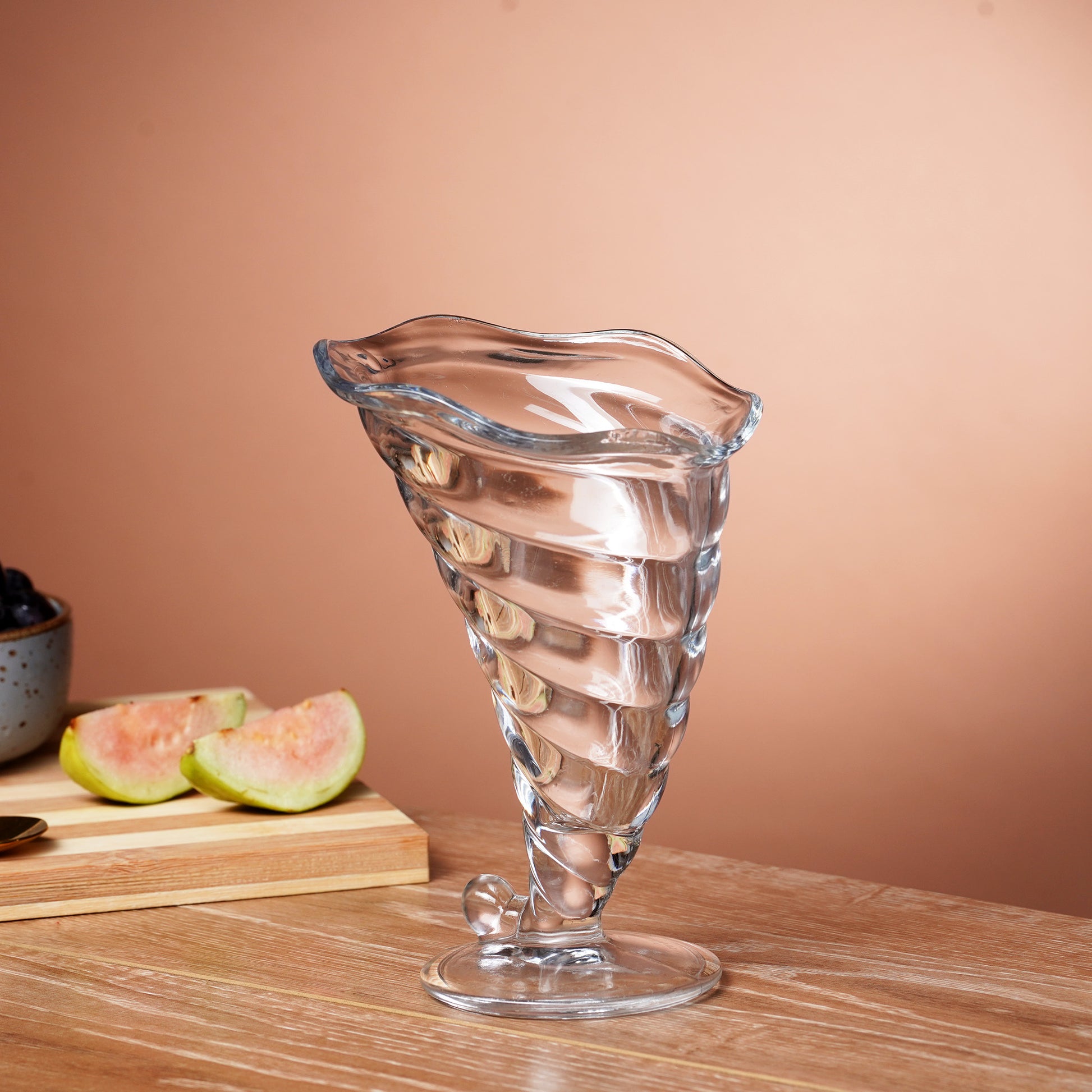 Cocktail Glass The Twist of Delight - Cocktail or Smoothie Glass