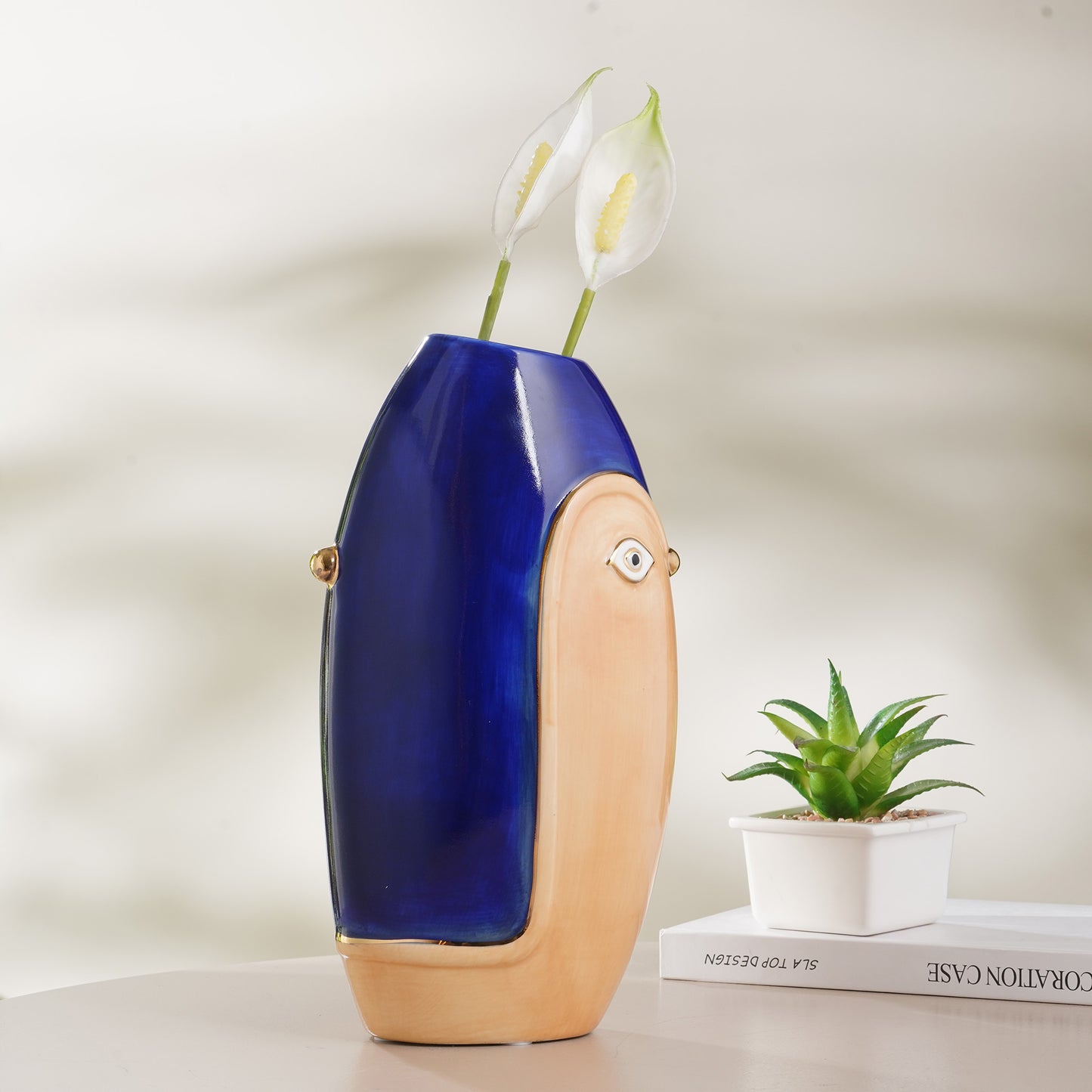 Table Vase The Whimsical Gaze - Table Vase - Large