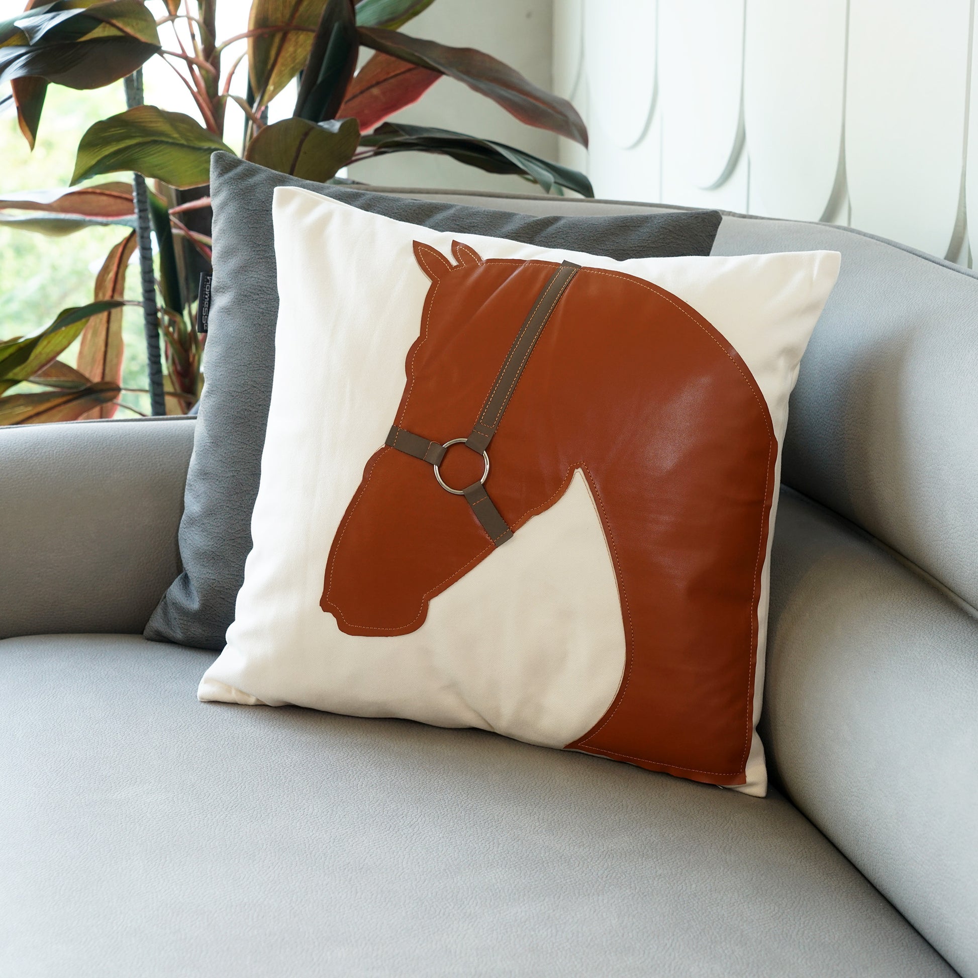 Cushion Cover A Bond with the Wild - Cushion Cover