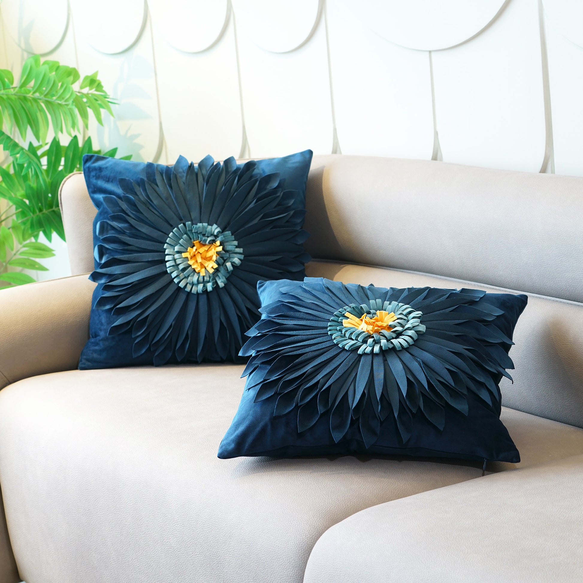 Cushion Cover Flirty Florals - Velvet Cushion Cover