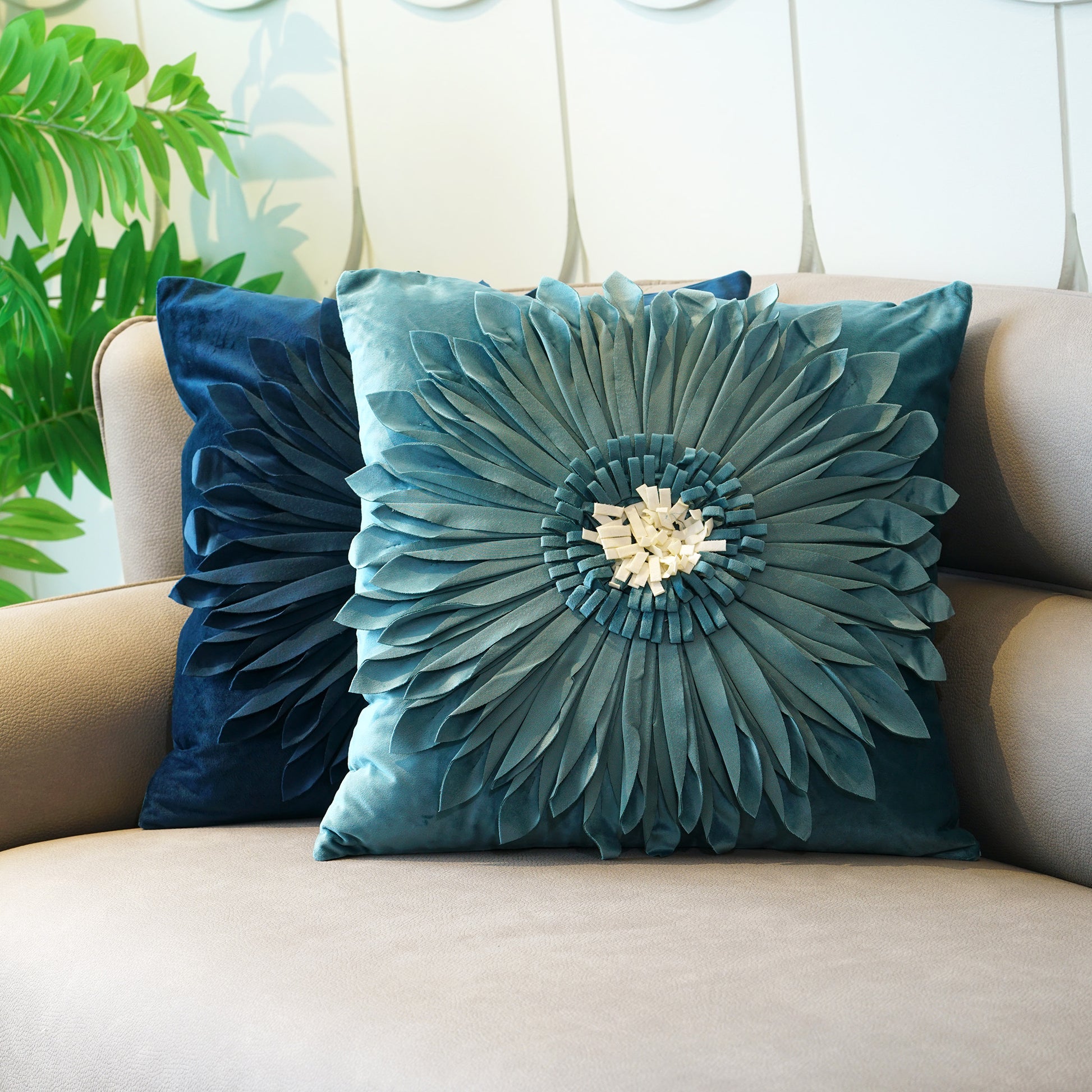 Cushion Cover Flirty Florals - Velvet Cushion Cover