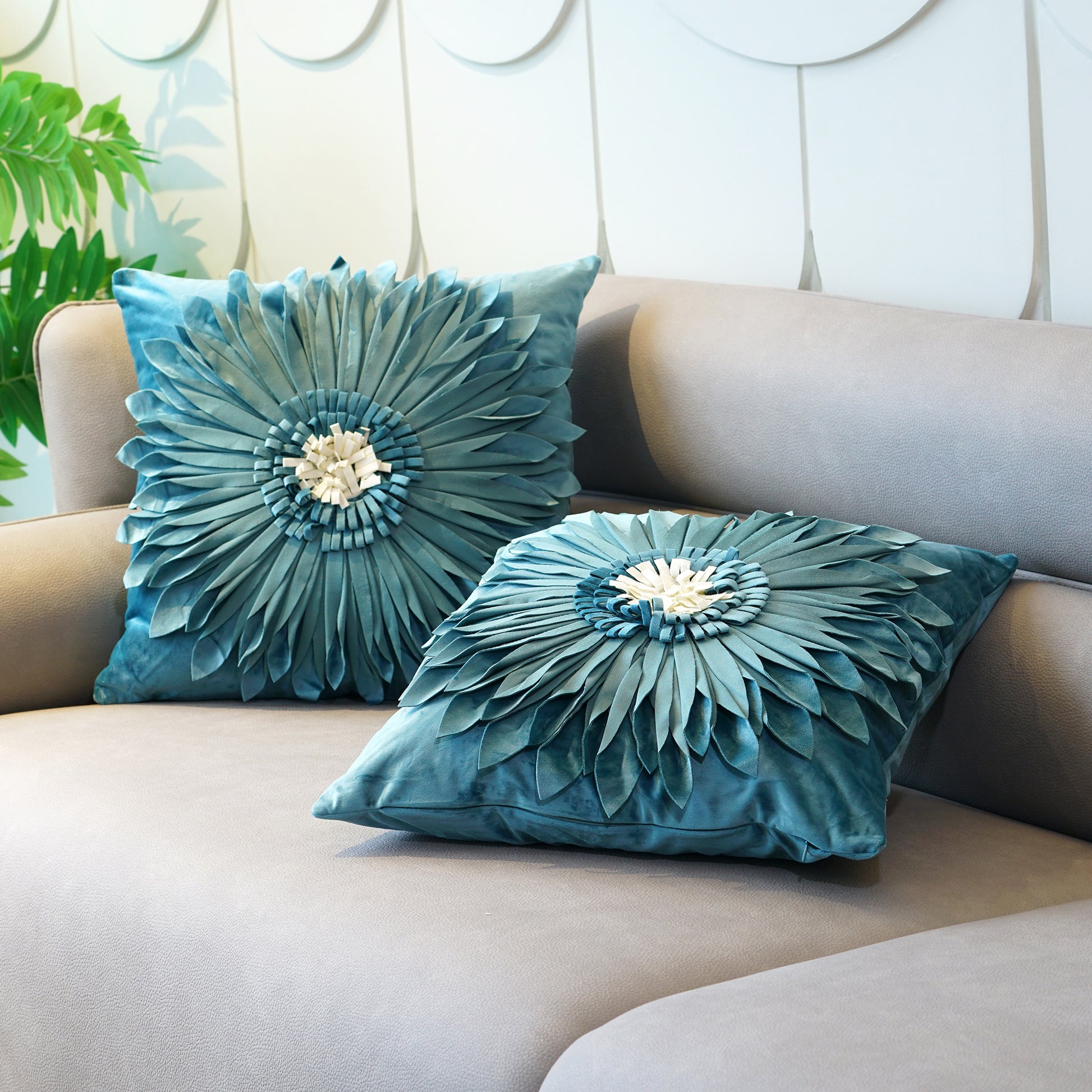 Cushion Cover Flirty Florals - Velvet Cushion Cover
