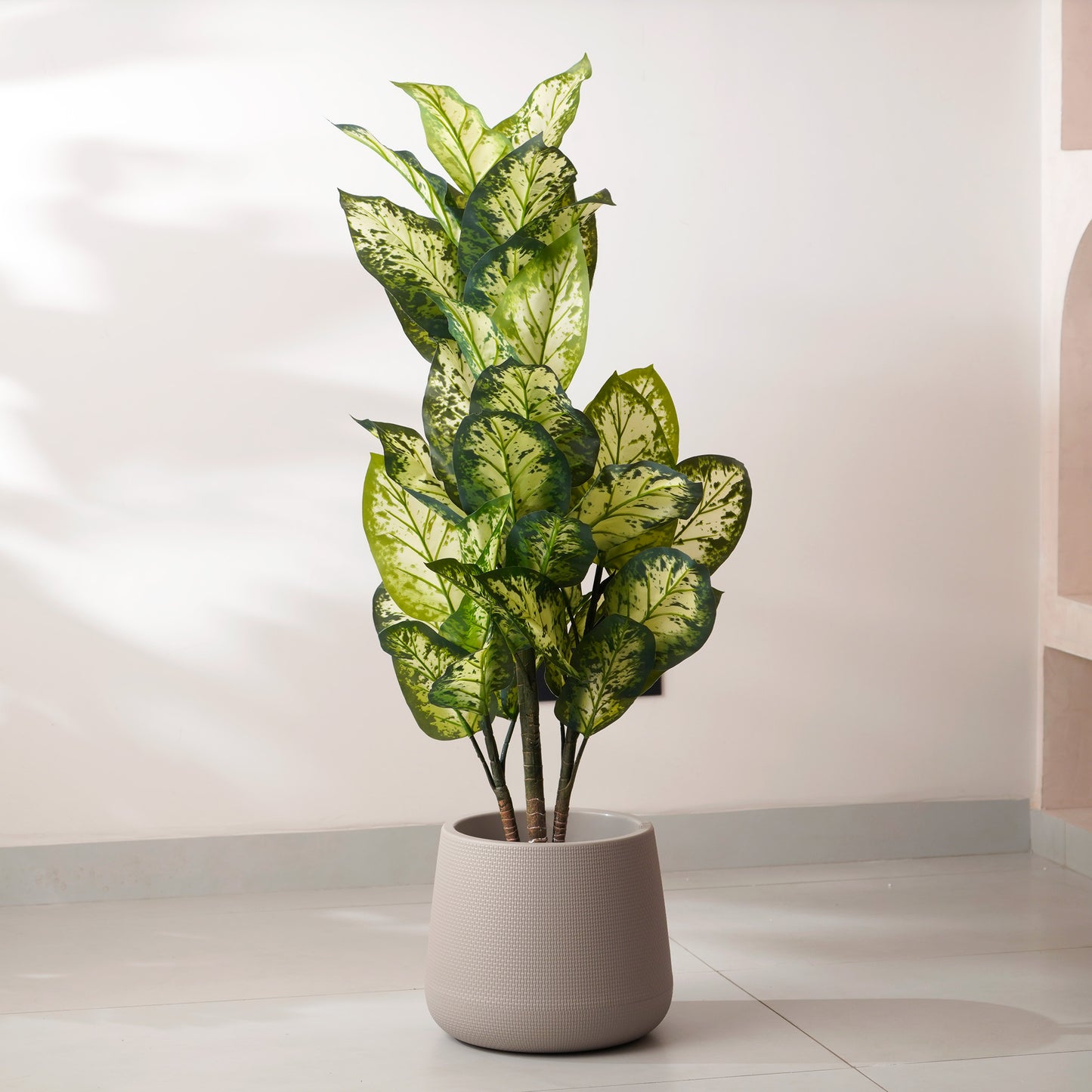 Mesa - Cream Plant Pot ( 11" x 11")