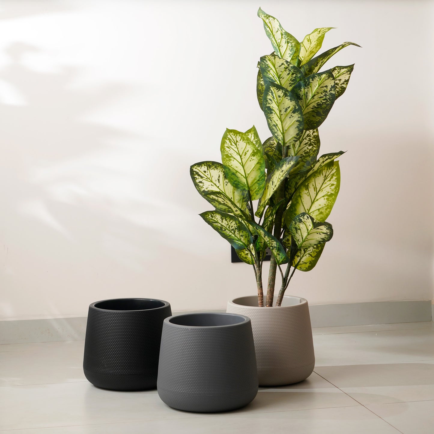 Mesa - Dark Grey Plant Pot ( 11" x 11")