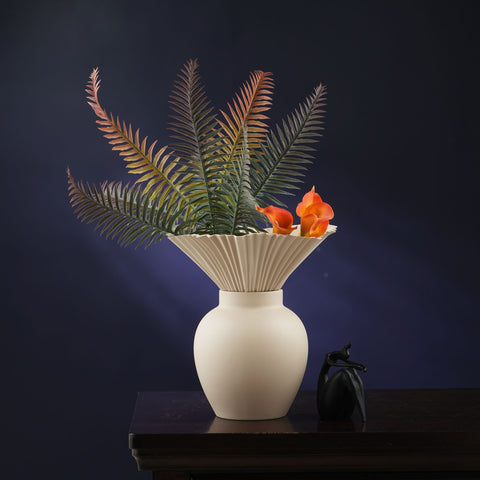 The Urn of Sage - Ceramic Table Vase Style 2 - Beige