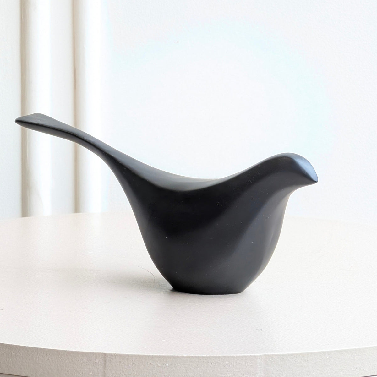 Flock large black resin bird showpiece, product view