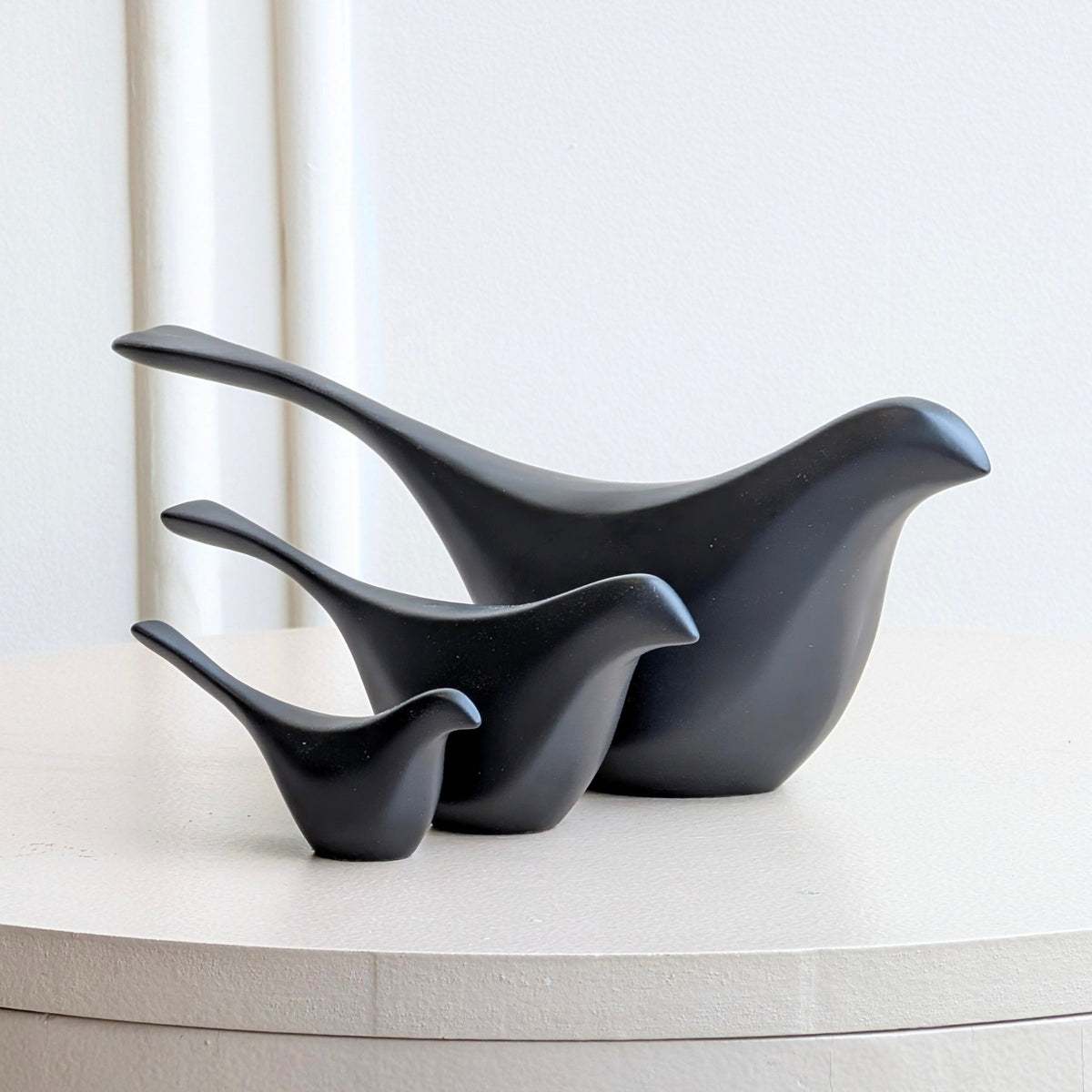 Flock black resin bird showpieces set of 3, product view