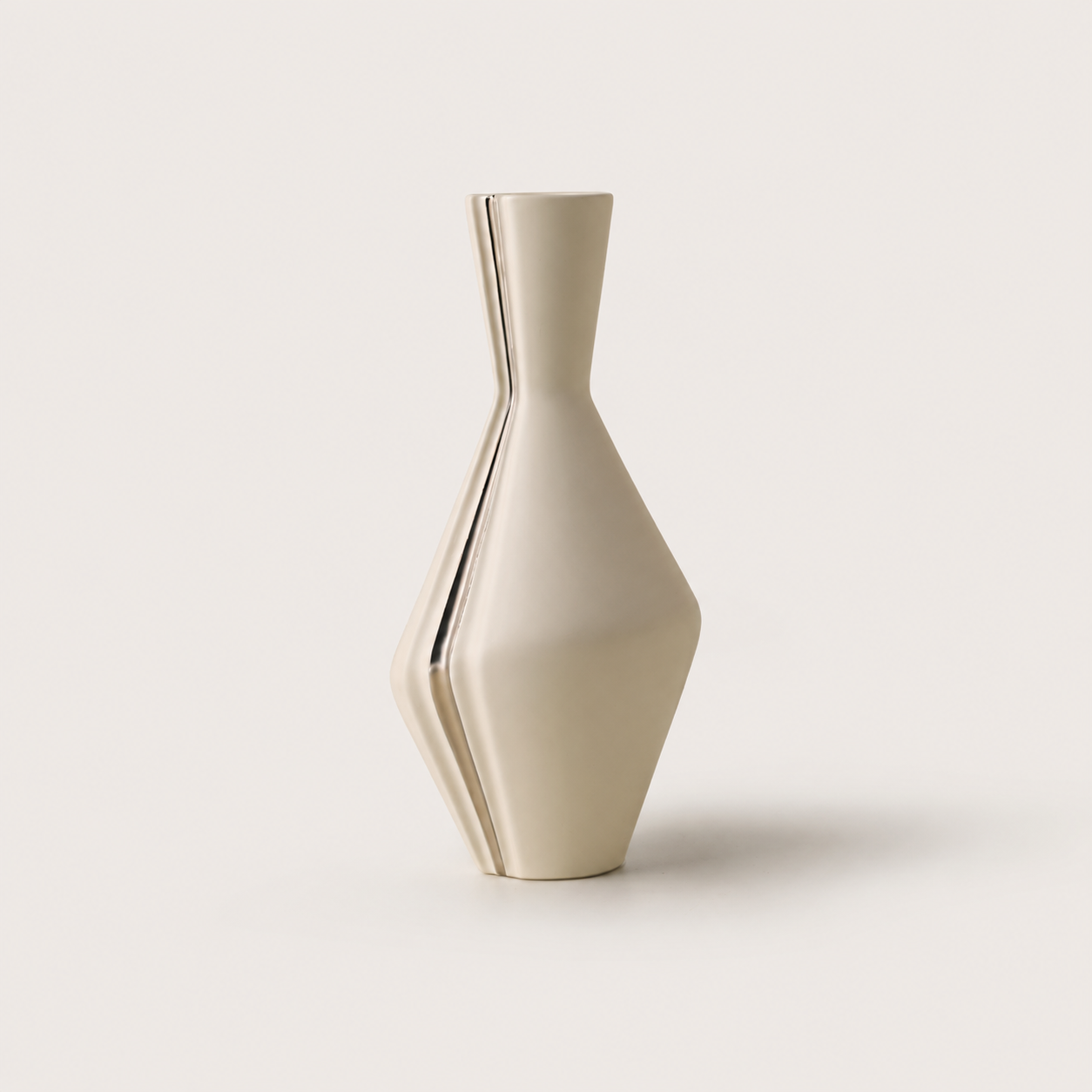 Grace Medium ivory and silver ceramic table vase