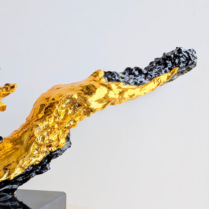 Ignis reflective gold abstract showpiece detail