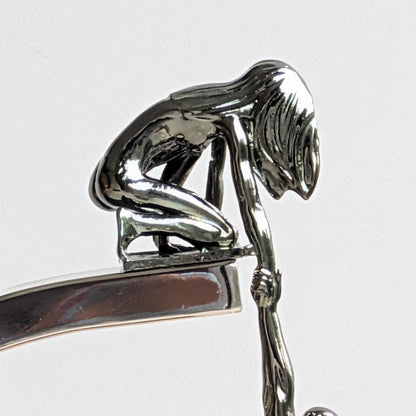 Lifeline Style 1 metal couple figurine with helping-hand sculpture and curved silver frame for luxury console decor, view 6