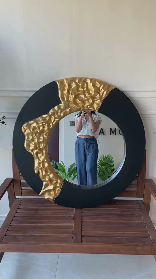 The Bold Edge - Black & Gold Round Luxury Wall Mirror ~ 3.2 Feet Dia