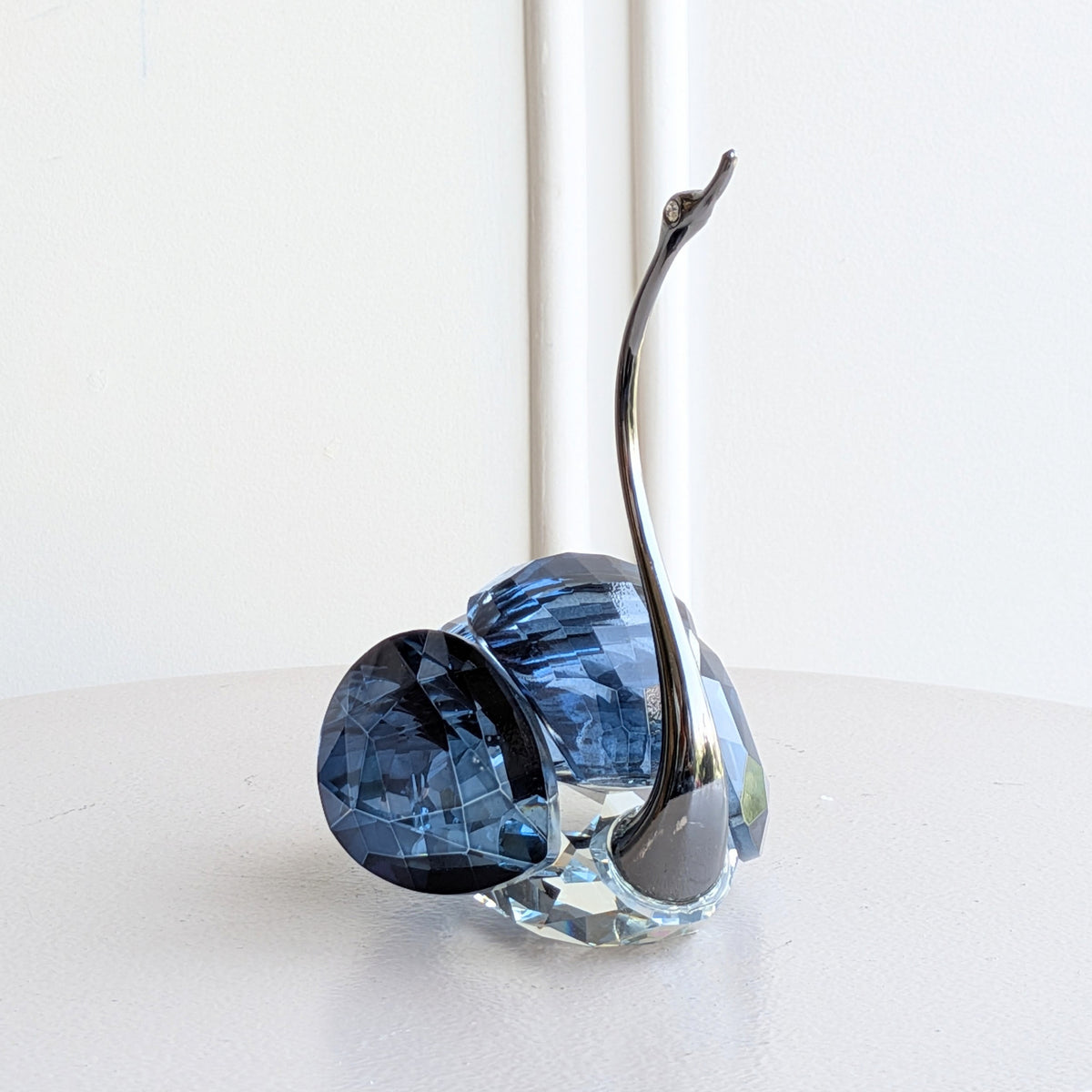 Soulmates faceted blue crystal swan showpiece detail