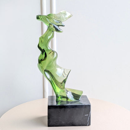 Marea green resin and marble abstract showpiece front view