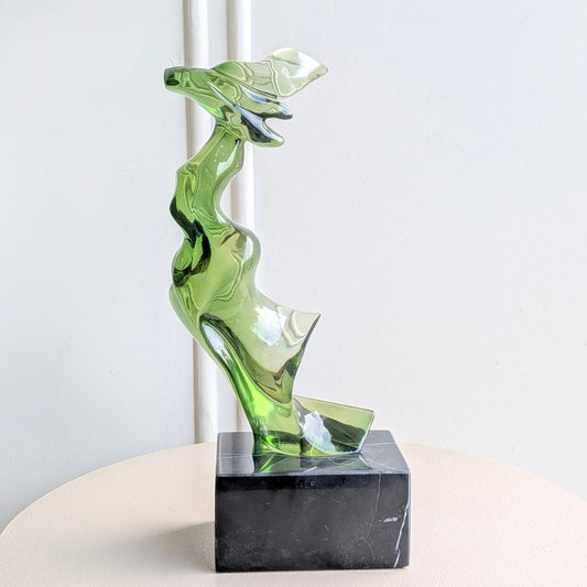 Marea green resin and marble abstract showpiece front view