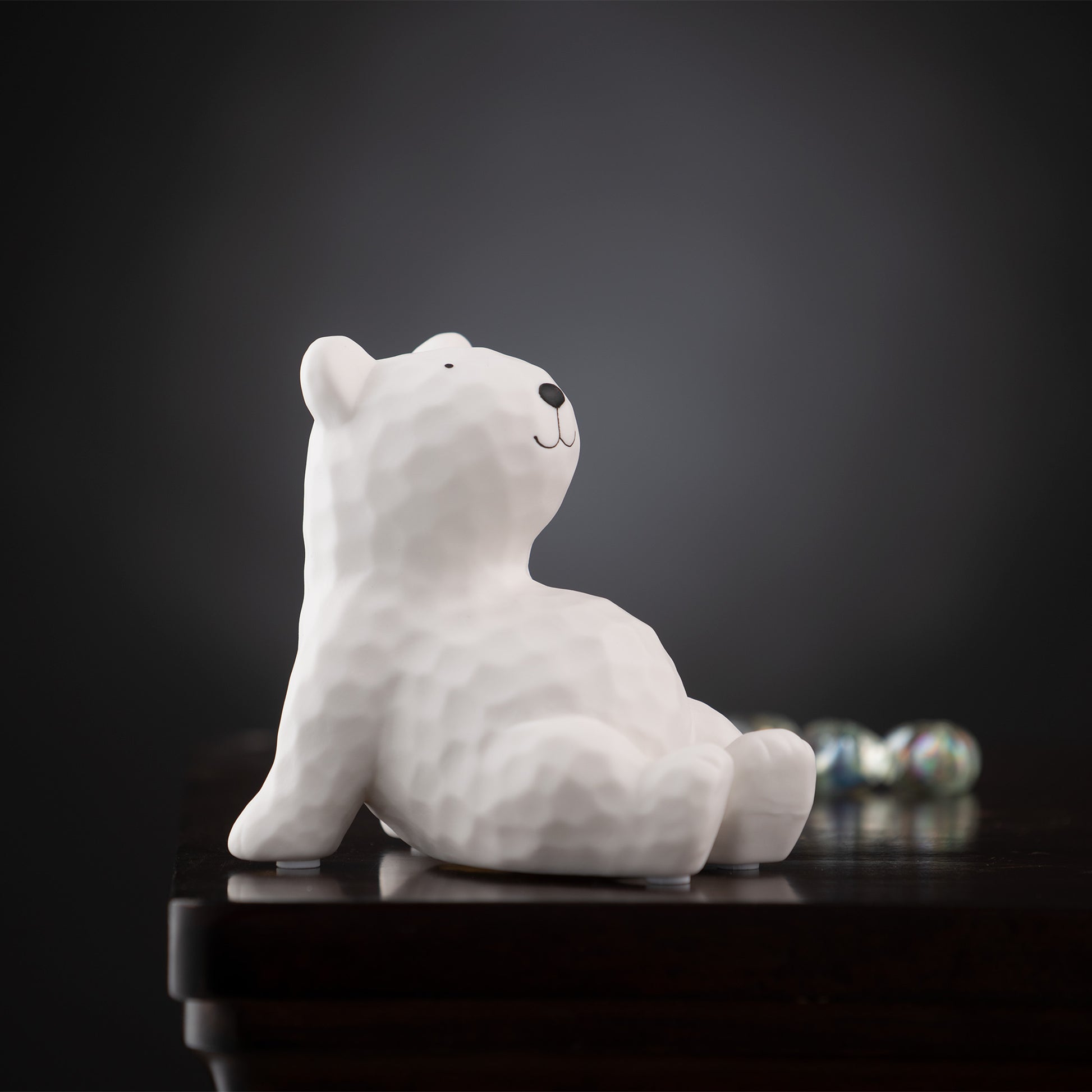 Showpiece Disconnect To Reconnect - Bear Table Showpiece