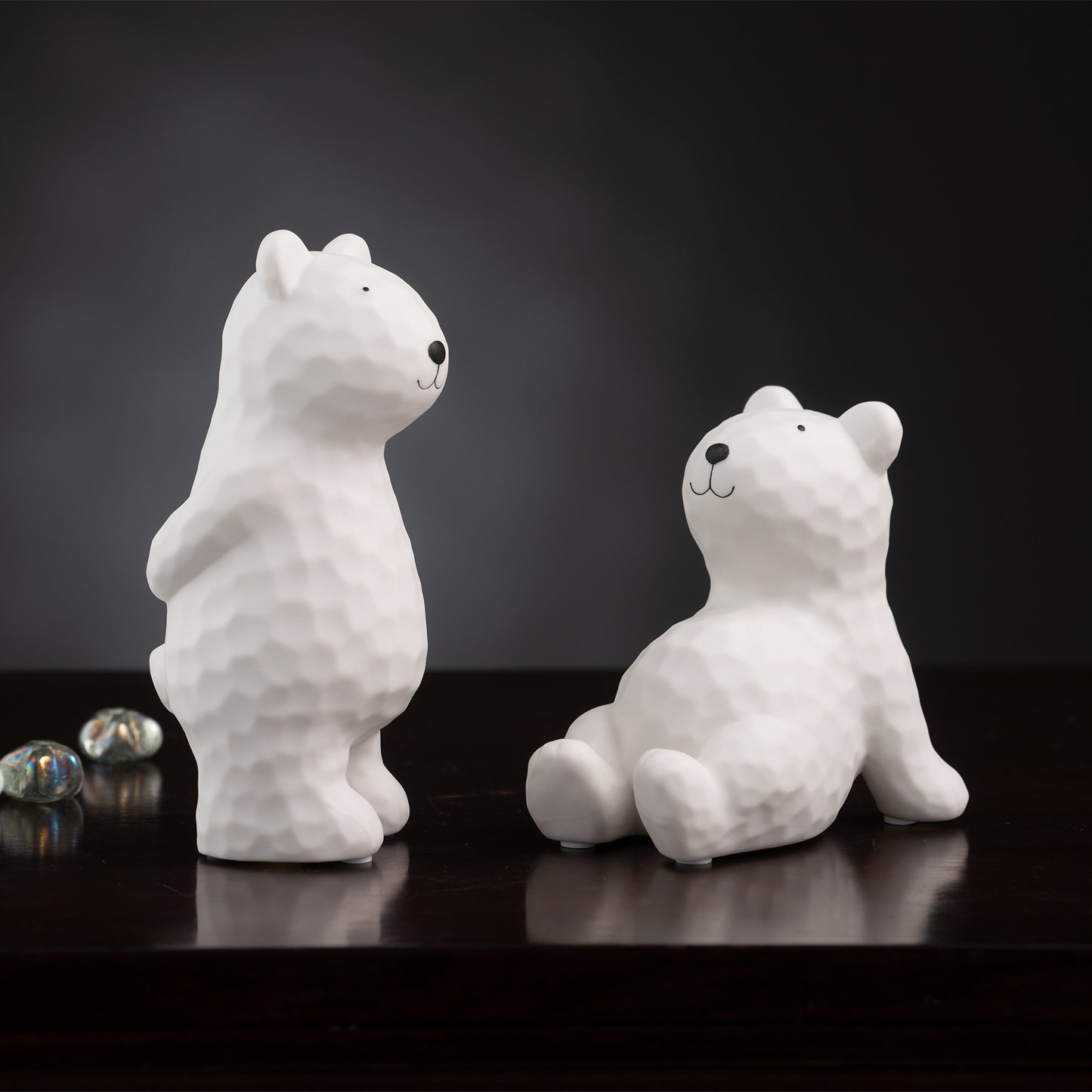 Showpiece Disconnect To Reconnect - Bear Table Showpiece
