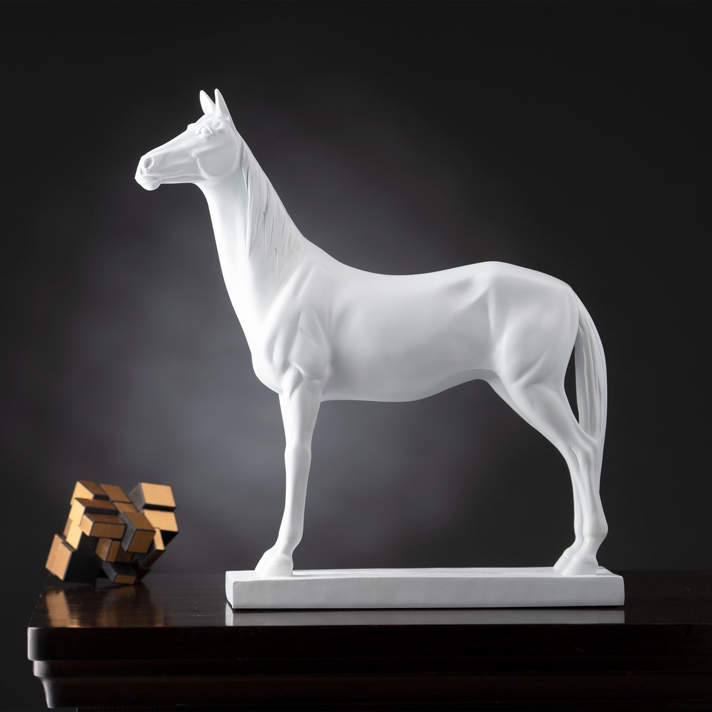 Showpiece Spirit of Valor - Horse Table Showpiece - White
