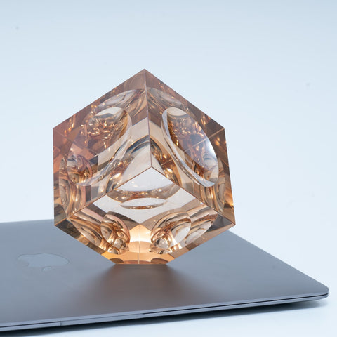 Showpiece The Illuminating Jewel Crystal Table Showpiece